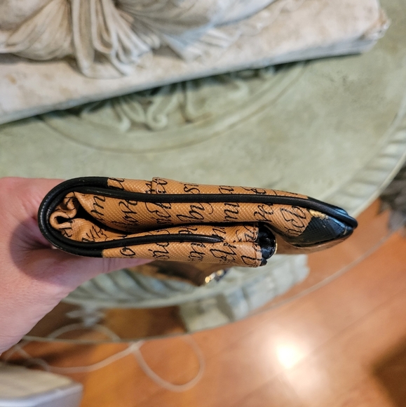 L.A.M.B. Gwen Stefani Trompe L'oeil Script Fold Over Clutch Luxury Designer #576 - Picture 3 of 13